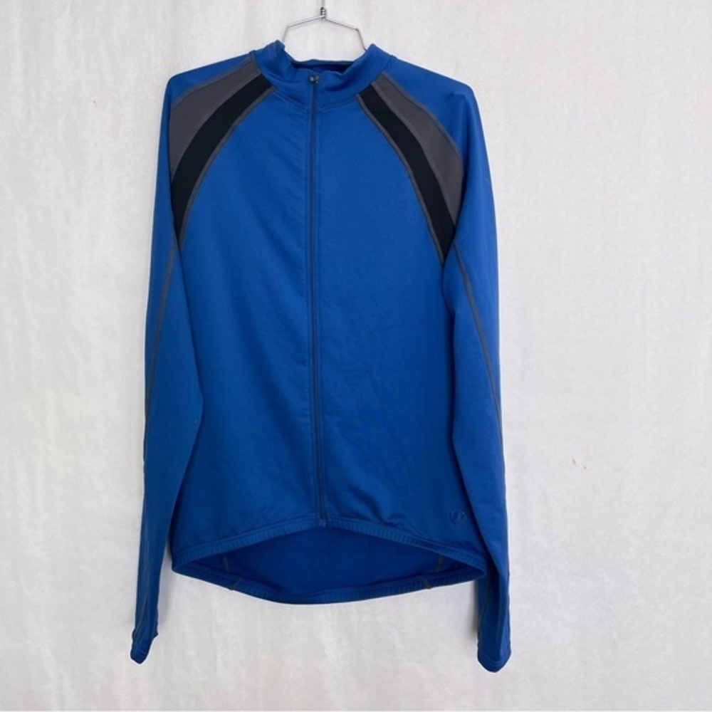 Novara Cycling Full Zip Jacket back pockets - Men's Large